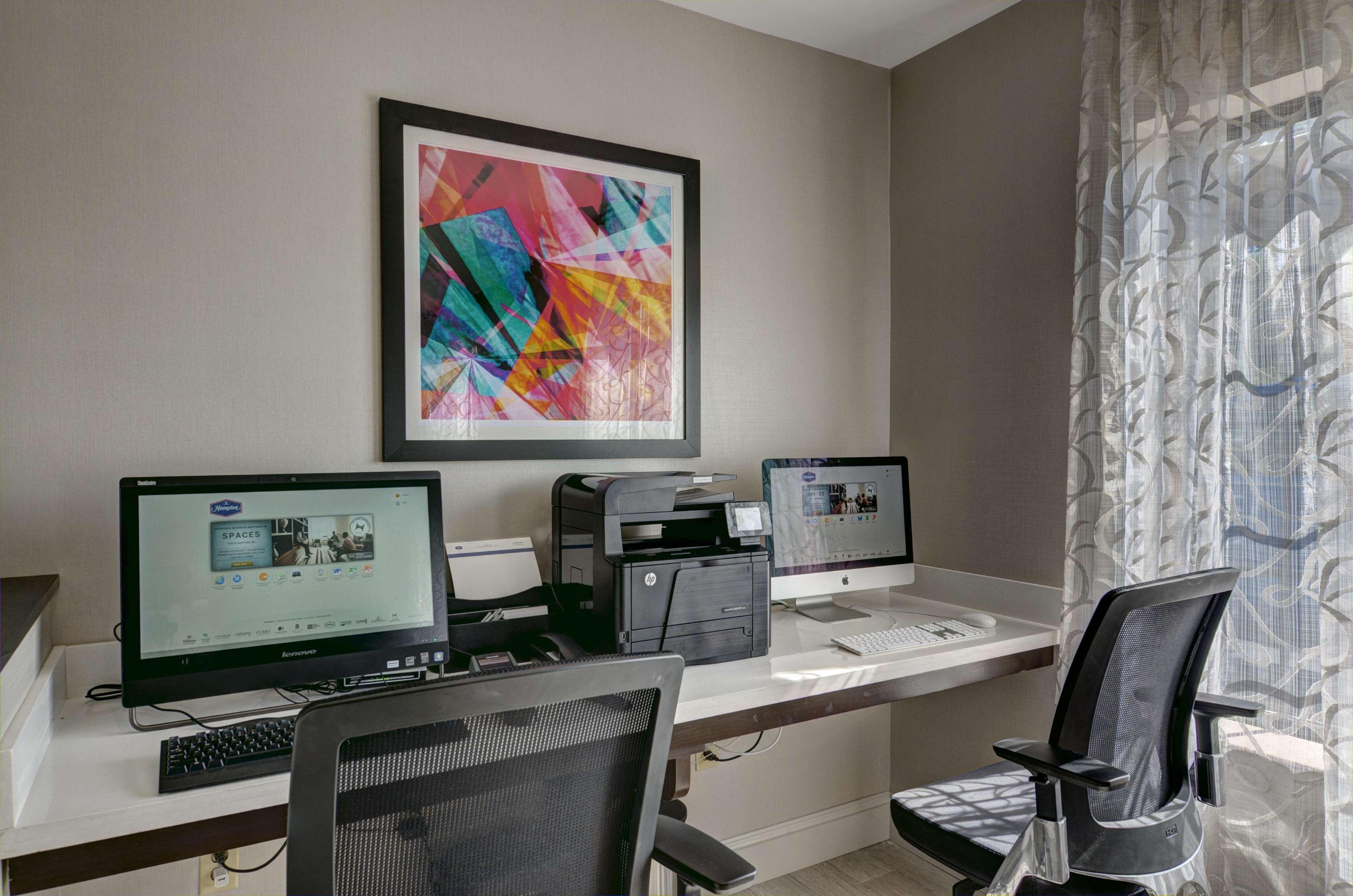 Hampton Inn Salem Zewnętrze zdjęcie